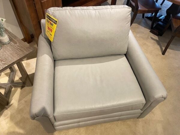 Bassett Carolina Panel Arm Leather Chair and a Half - Image 3
