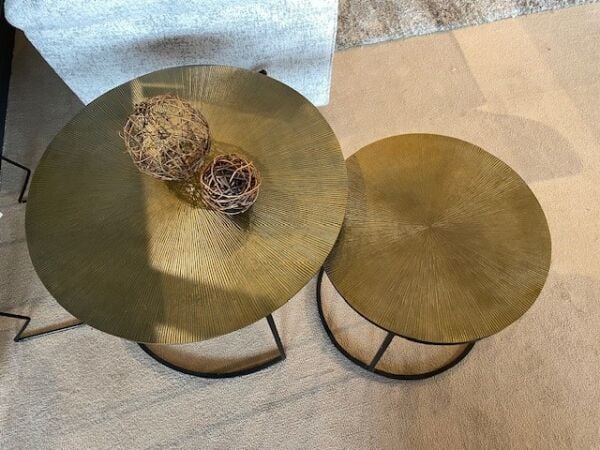 Riverside 2 Piece Nesting Cocktail Table - Image 3