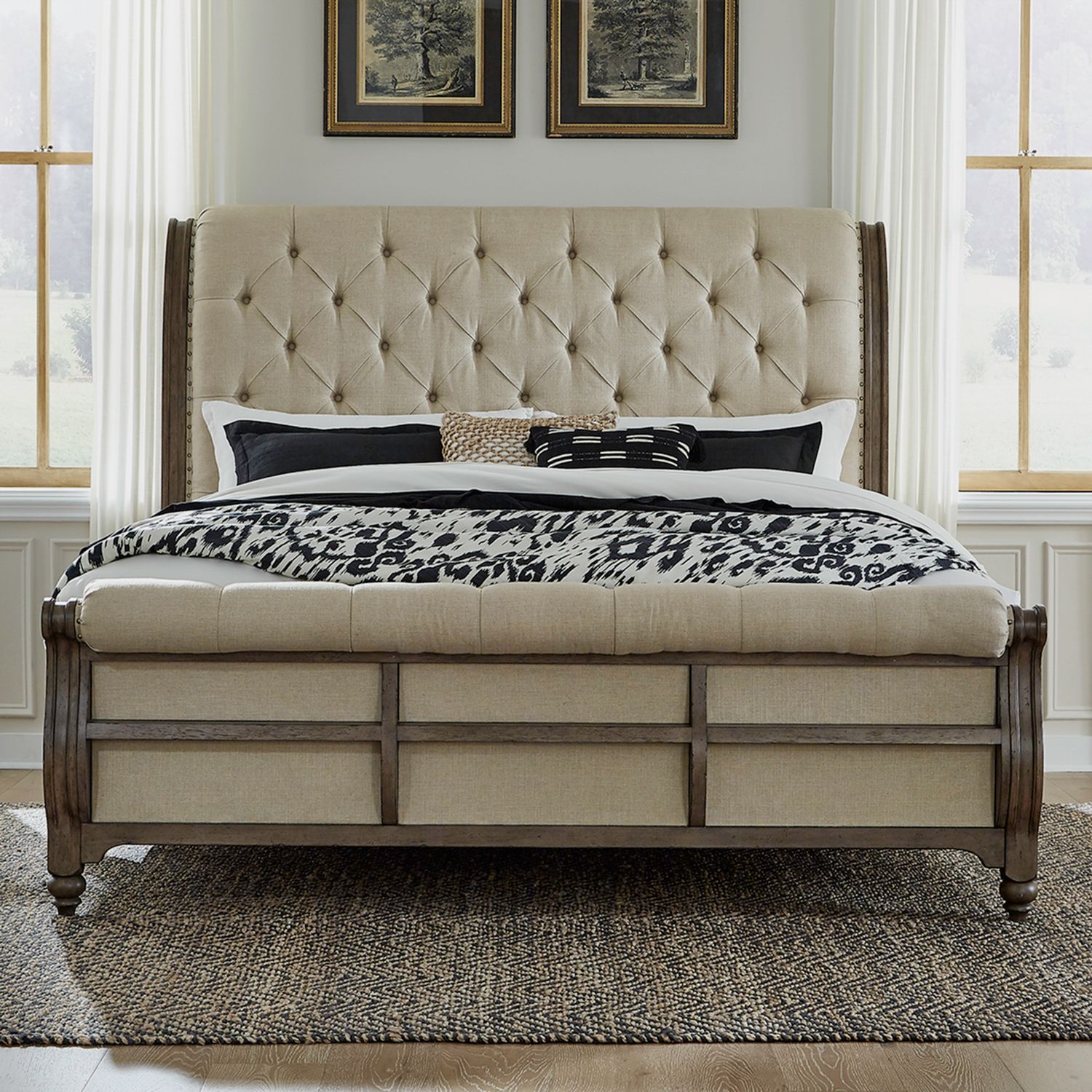 Liberty Americana Farmhouse Queen Sleigh Bed