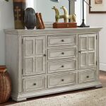 Big Valley 2 Door 6 Drawer Dresser - Image 3