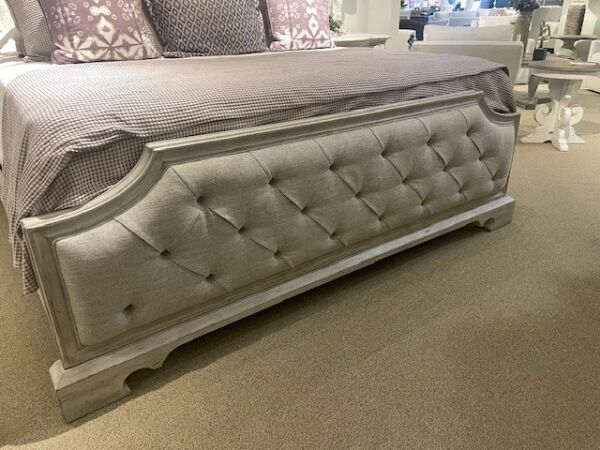 Bernhardt Mirabelle King Bed, Dresser, Mirror, and Two Nightstands - Image 3