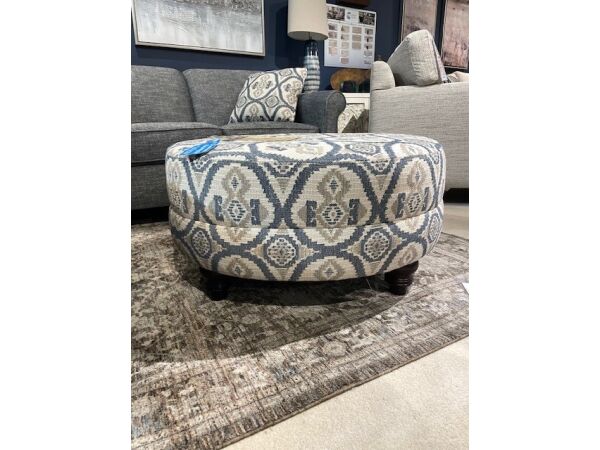 Craftmaster Small Cocktail Ottoman